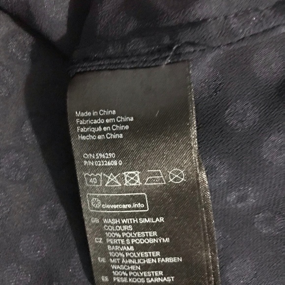 H&M Black Polka Dot w/Bow Necktie Top - Picture 2 of 2